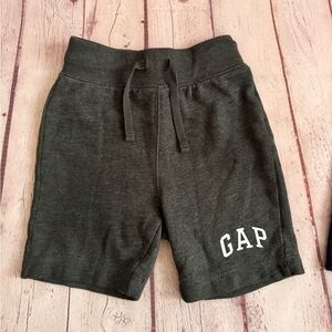 GAP Kids Shorts - Gray 3T